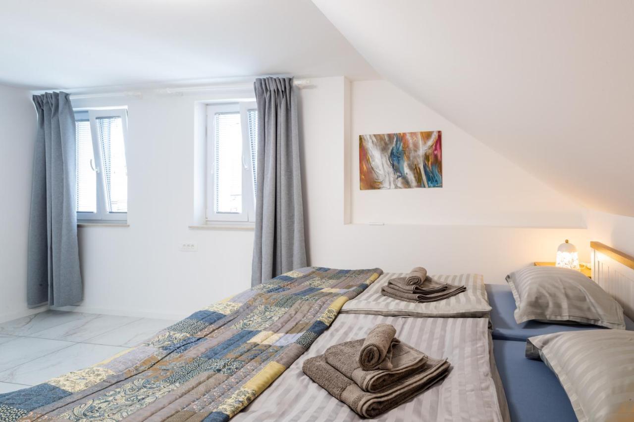 Aparthouse Jana Breg Apartment Zirovnica